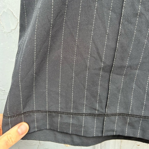 Lululemon Vintage Pinstriped Shorts, size 12 - Picture 5 of 8